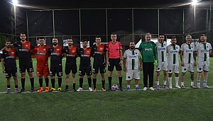 Sağlık Çalışanları Turnuvasında spora yakışan örnek hareketler